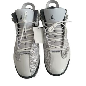 Jordan 2’s in Gray and White, Brand Nre